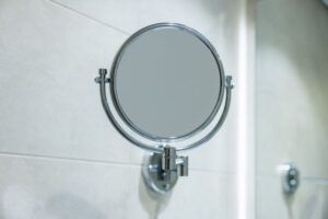 Chrome and Silver Accents: The 2026 Metallic Trend