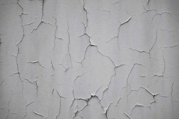 how to repair small cracks in plaster